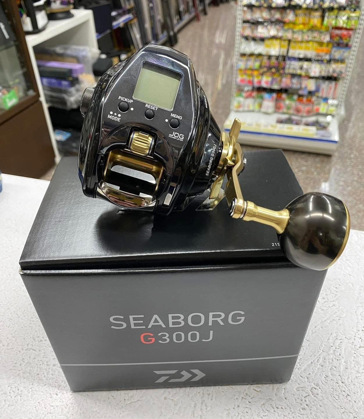 Daiwa - SEABORG G300J Electric Reel – view 4